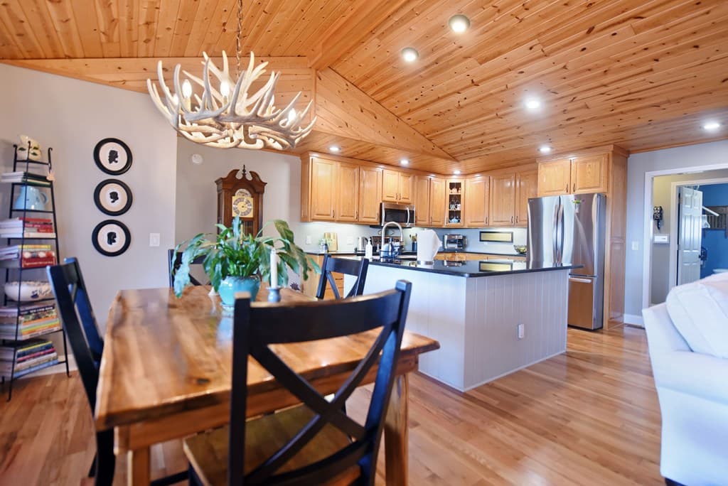 135 W Longview Drive, Blairsville GA 30512 - Photo