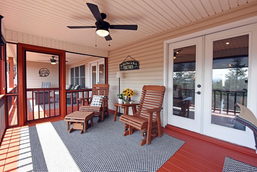 135 W Longview Drive, Blairsville GA 30512 - Photo
