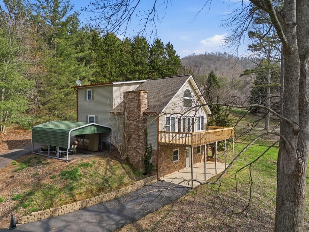 3015 Bear Lane, Hiawassee GA 30546 - Primary photo
