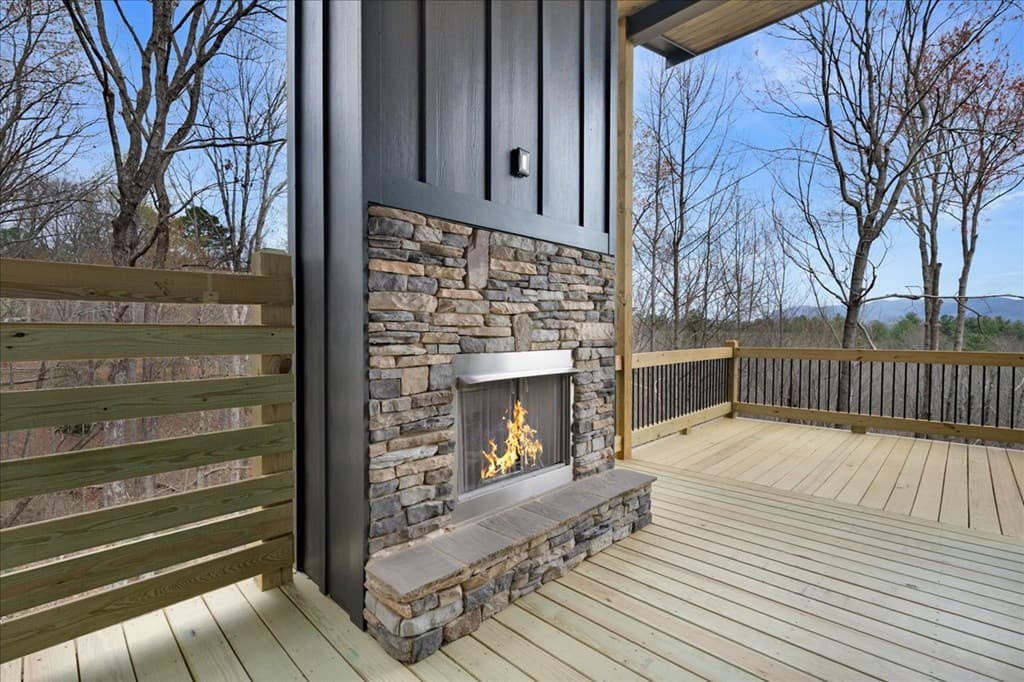 748 Flat Branch Road, Ellijay GA 30540 - Photo