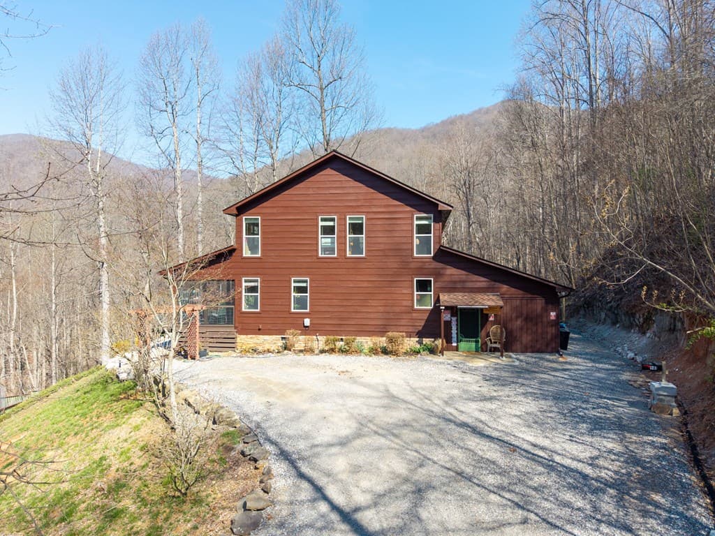 961 S Brooks Cove Road S, Hayesville NC 28904 - Photo