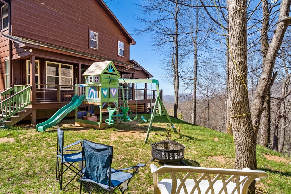 961 S Brooks Cove Road S, Hayesville NC 28904 - Photo