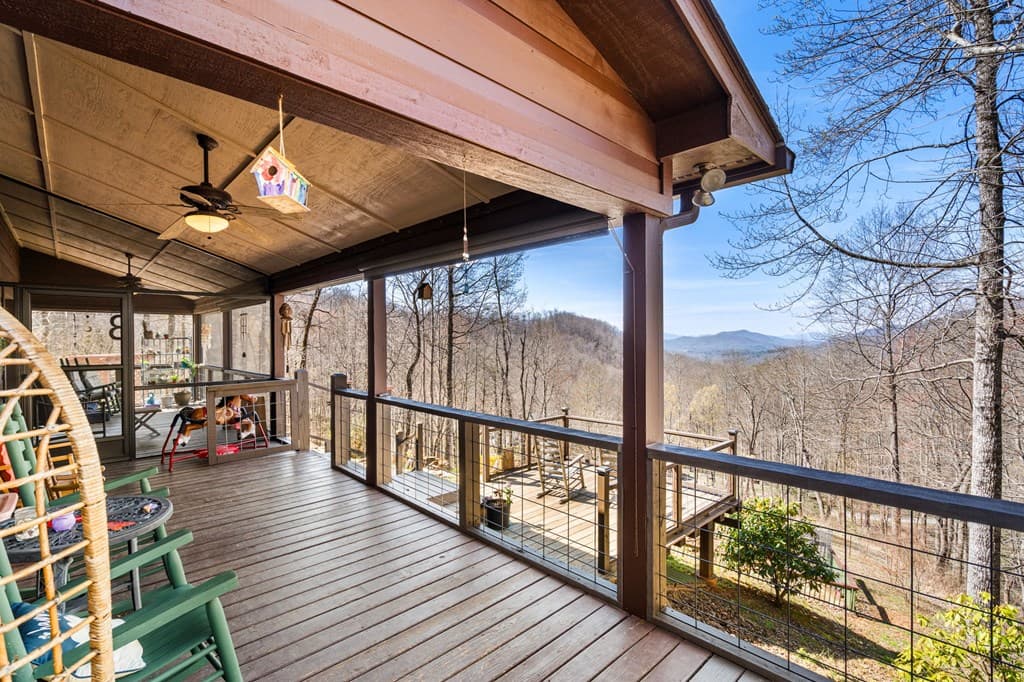 961 S Brooks Cove Road S, Hayesville NC 28904 - Photo
