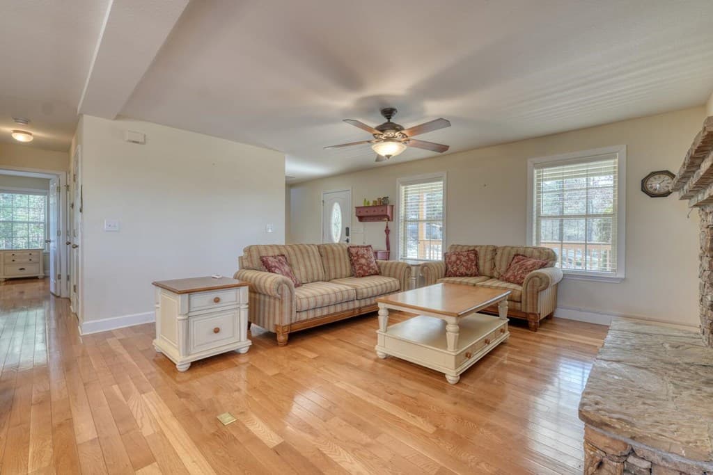 6129 Ruth Drive, Young Harris GA 30512 - Photo