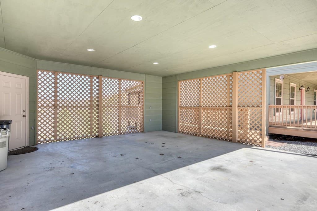 6129 Ruth Drive, Young Harris GA 30512 - Photo