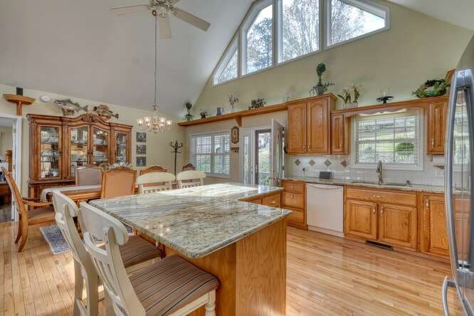 228 Brookhaven Drive, Blairsville GA 30512 - Photo