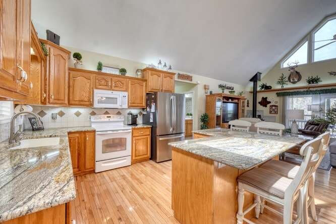 228 Brookhaven Drive, Blairsville GA 30512 - Photo
