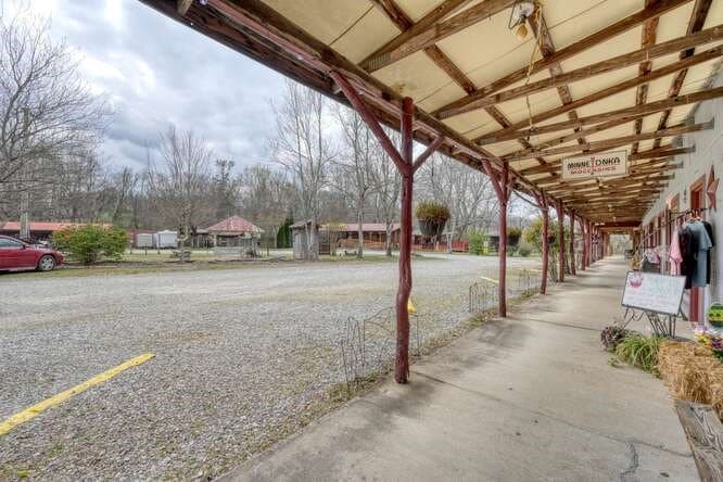 50 Pappys Plaza, Blairsville GA 30512 - Photo
