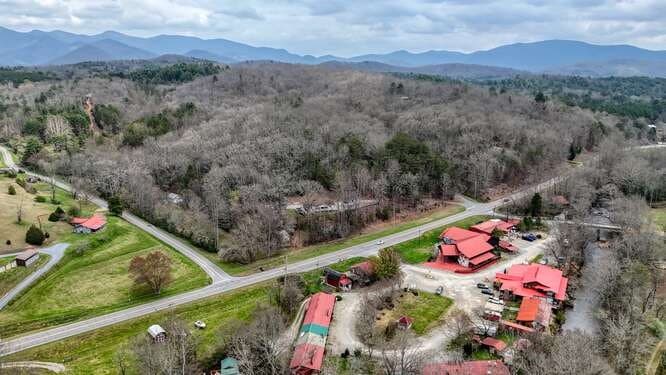 50 Pappys Plaza, Blairsville GA 30512 - Photo