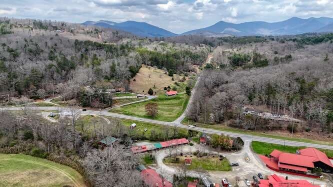 50 Pappys Plaza, Blairsville GA 30512 - Photo