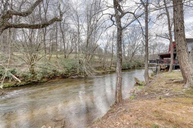 50 Pappys Plaza, Blairsville GA 30512 - Photo