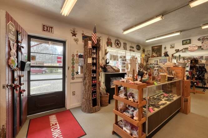 50 Pappys Plaza, Blairsville GA 30512 - Photo