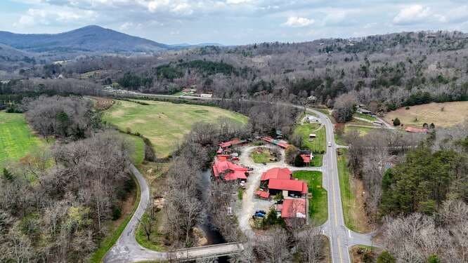 50 Pappys Plaza, Blairsville GA 30512 - Photo