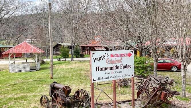 50 Pappys Plaza, Blairsville GA 30512 - Photo