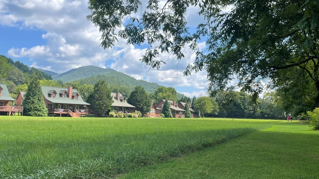3556 River Front Lane, Hiawassee GA 30546 - Photo