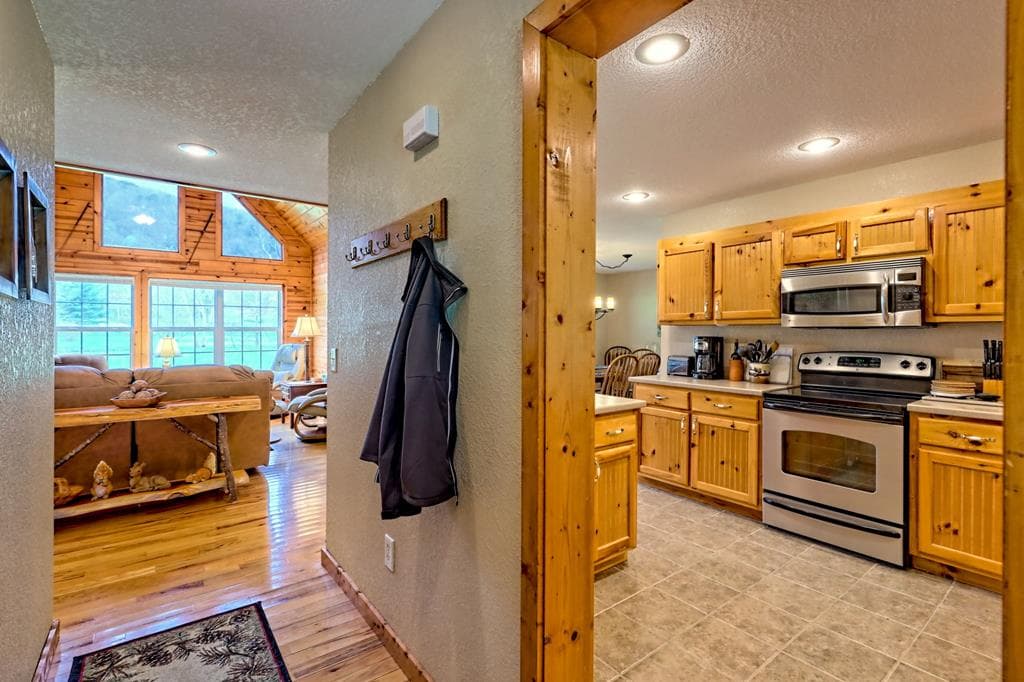 3556 River Front Lane, Hiawassee GA 30546 - Photo