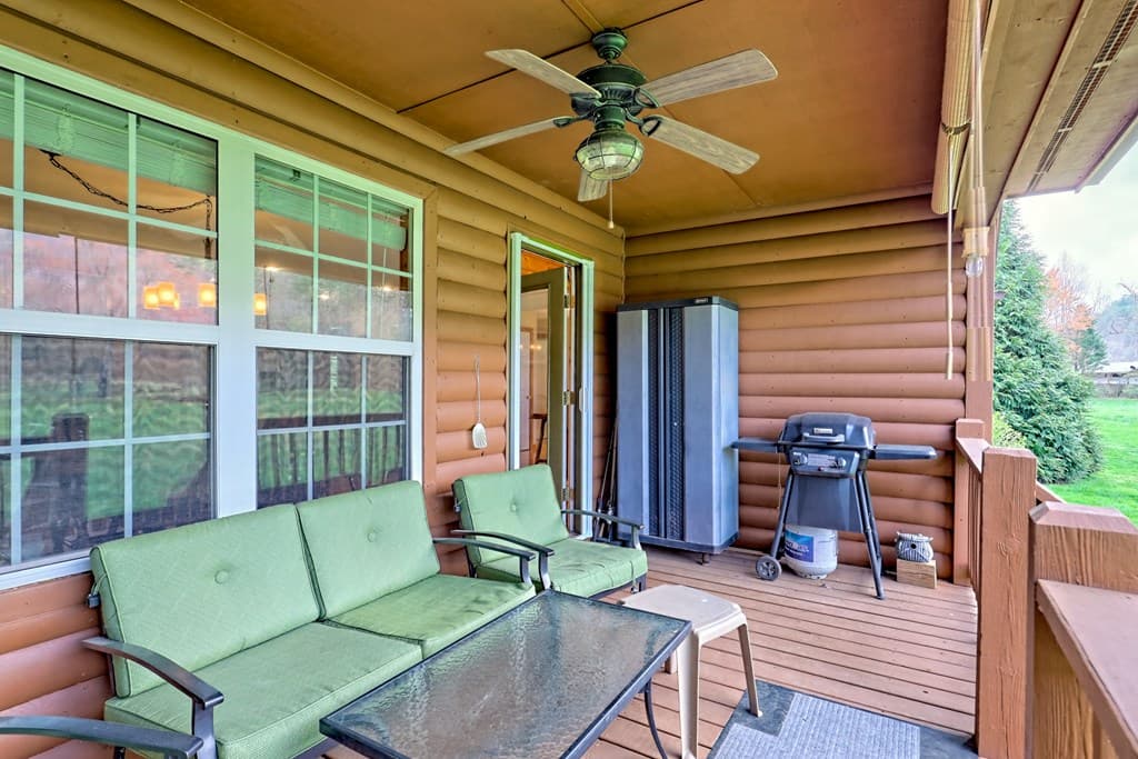 3556 River Front Lane, Hiawassee GA 30546 - Photo