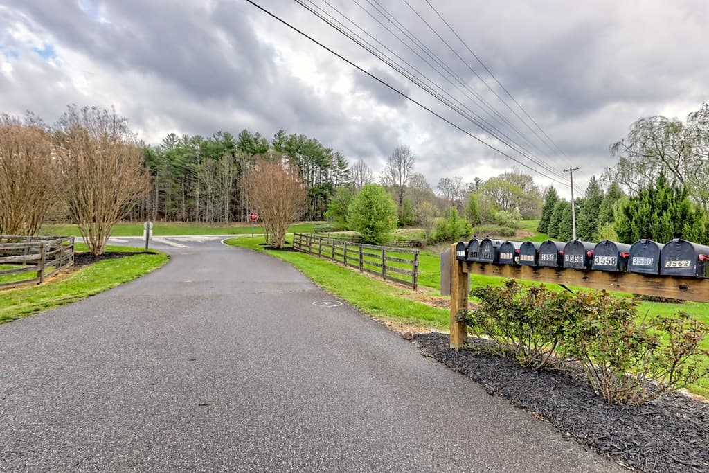 3556 River Front Lane, Hiawassee GA 30546 - Photo