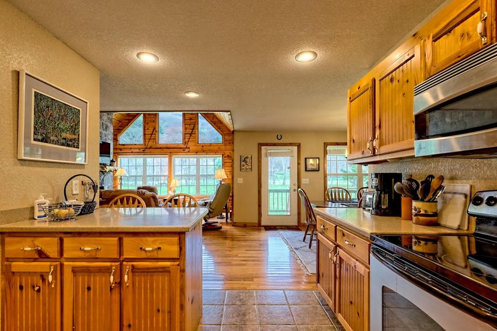 3556 River Front Lane, Hiawassee GA 30546 - Photo