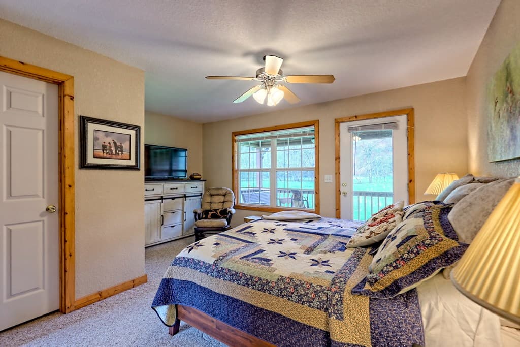 3556 River Front Lane, Hiawassee GA 30546 - Photo