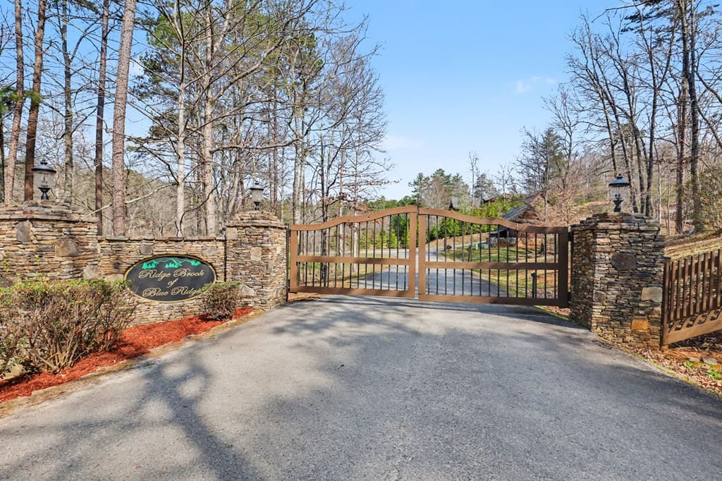720 Meadow Brook Trail, Morganton GA 30560 - Photo