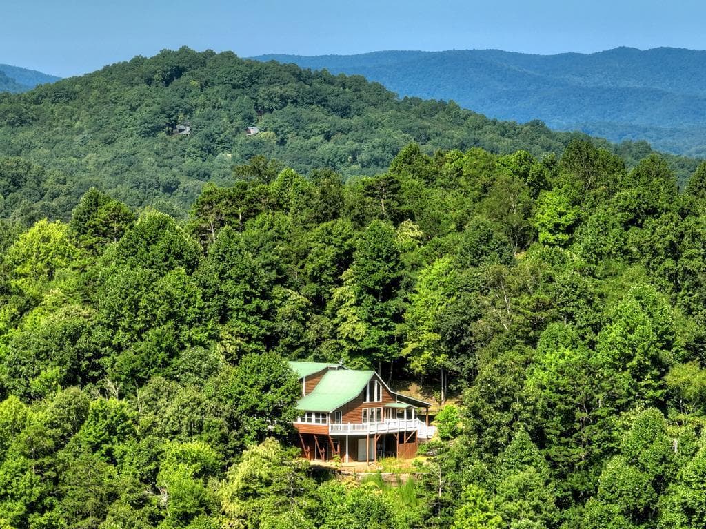 222 Mountain Hideaway Lane, Blue Ridge GA 30513 - Photo