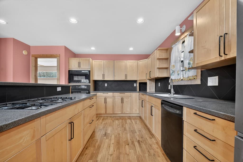 222 Mountain Hideaway Lane, Blue Ridge GA 30513 - Photo