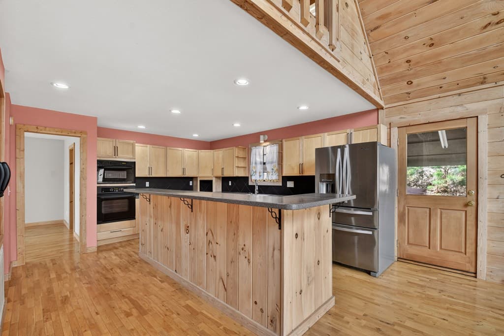 222 Mountain Hideaway Lane, Blue Ridge GA 30513 - Photo