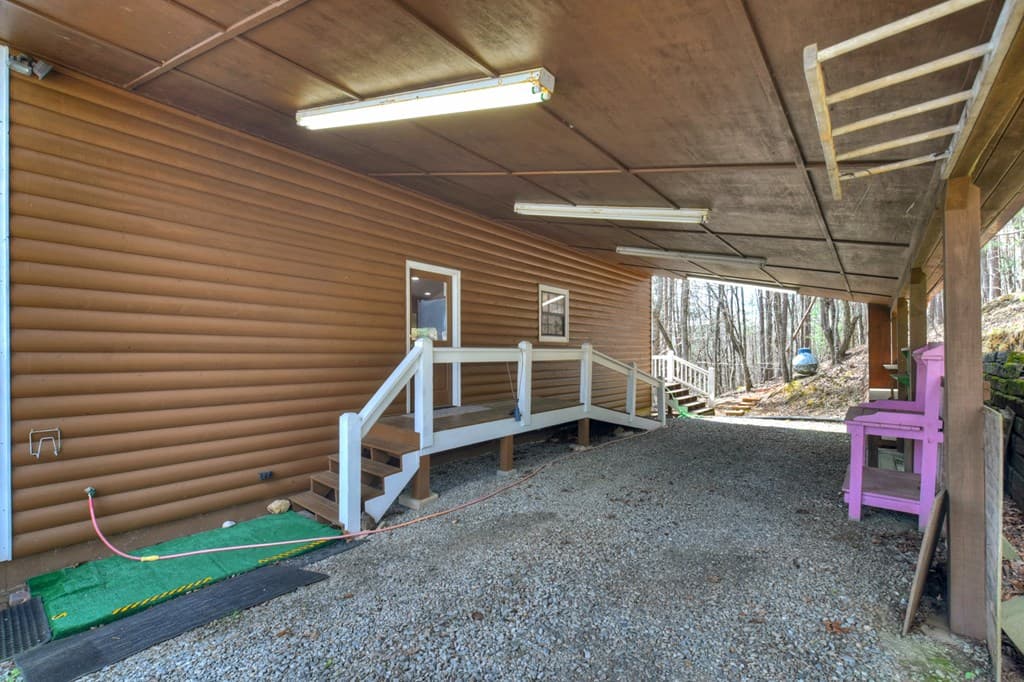 222 Mountain Hideaway Lane, Blue Ridge GA 30513 - Photo