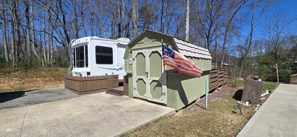 129 Moccasin Lane, Blairsville GA 30512 - Photo