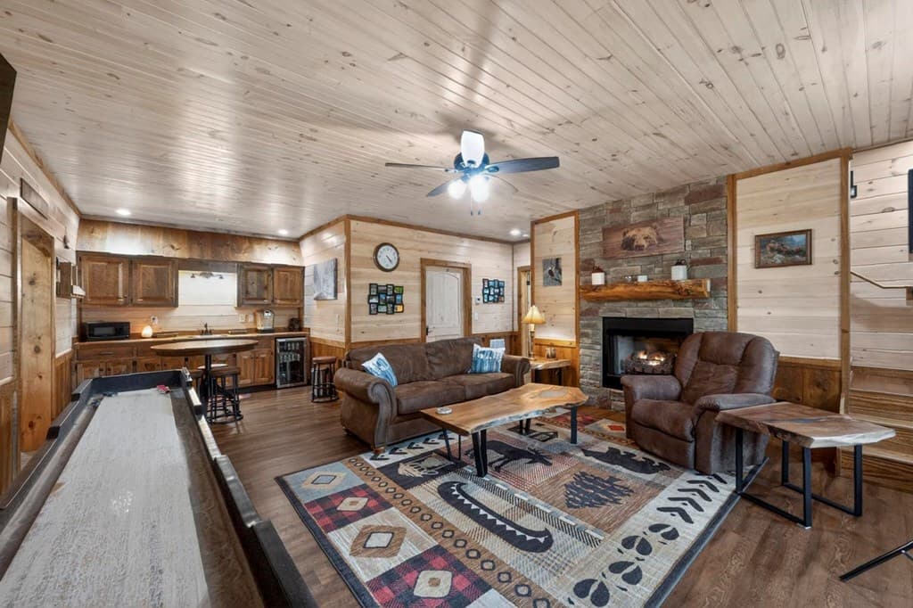 327 Hooch Holler Lane, Morganton GA 30560 - Photo