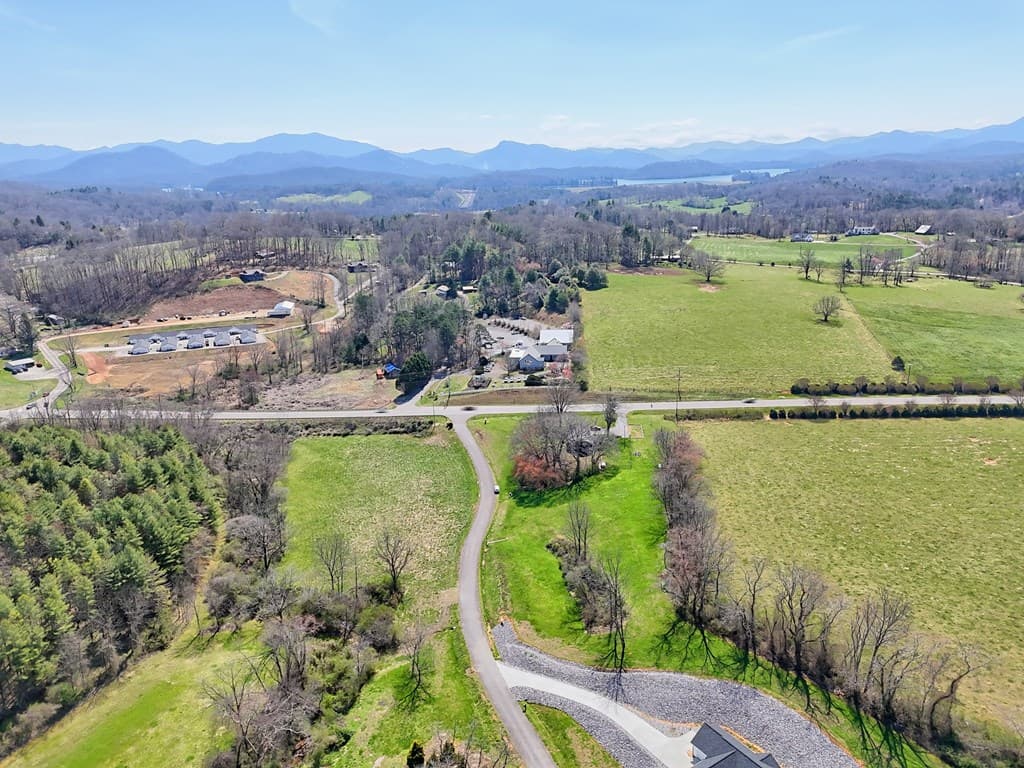 0 Mcglamery Farm Drive, Hayesville NC 28904 - Photo