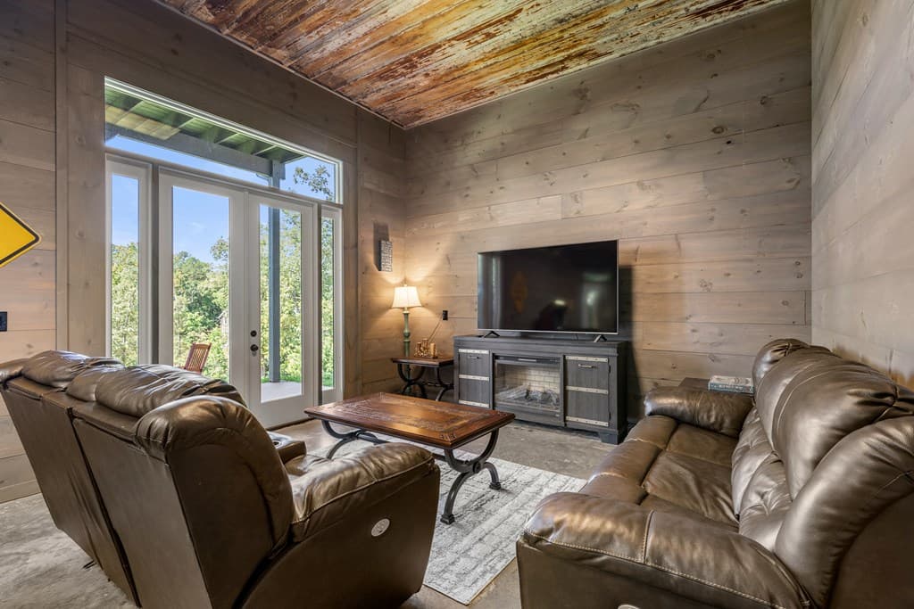 94 Rome Point, Blue Ridge GA 30513 - Photo