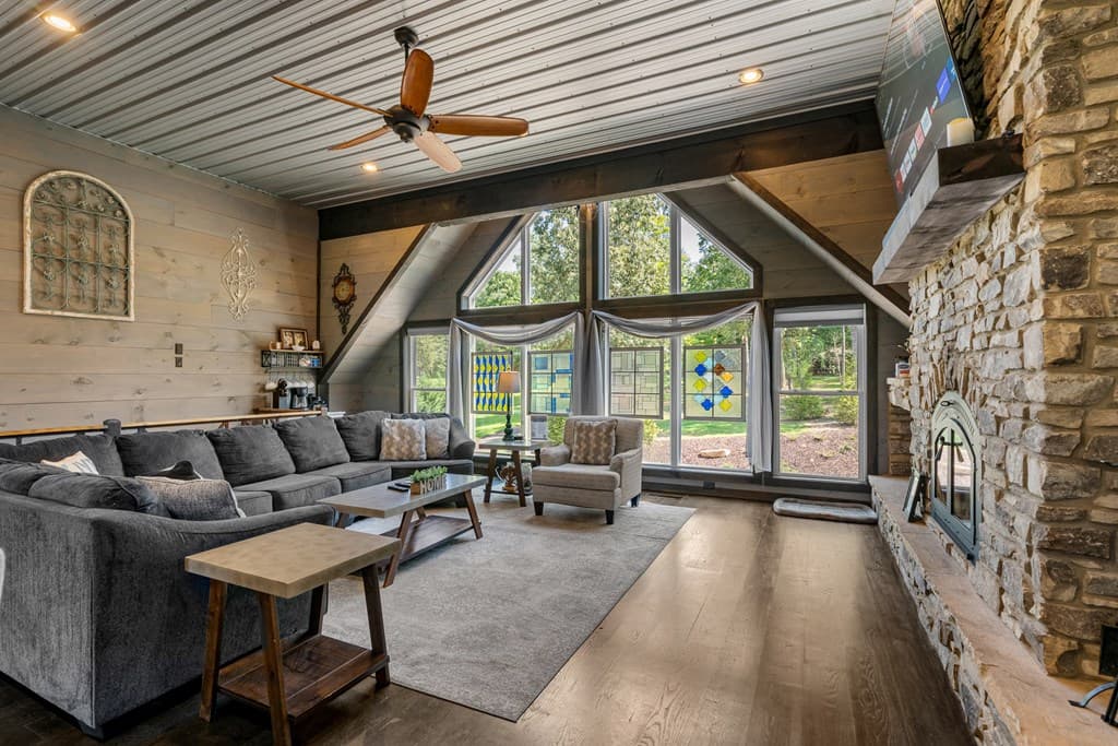 94 Rome Point, Blue Ridge GA 30513 - Photo
