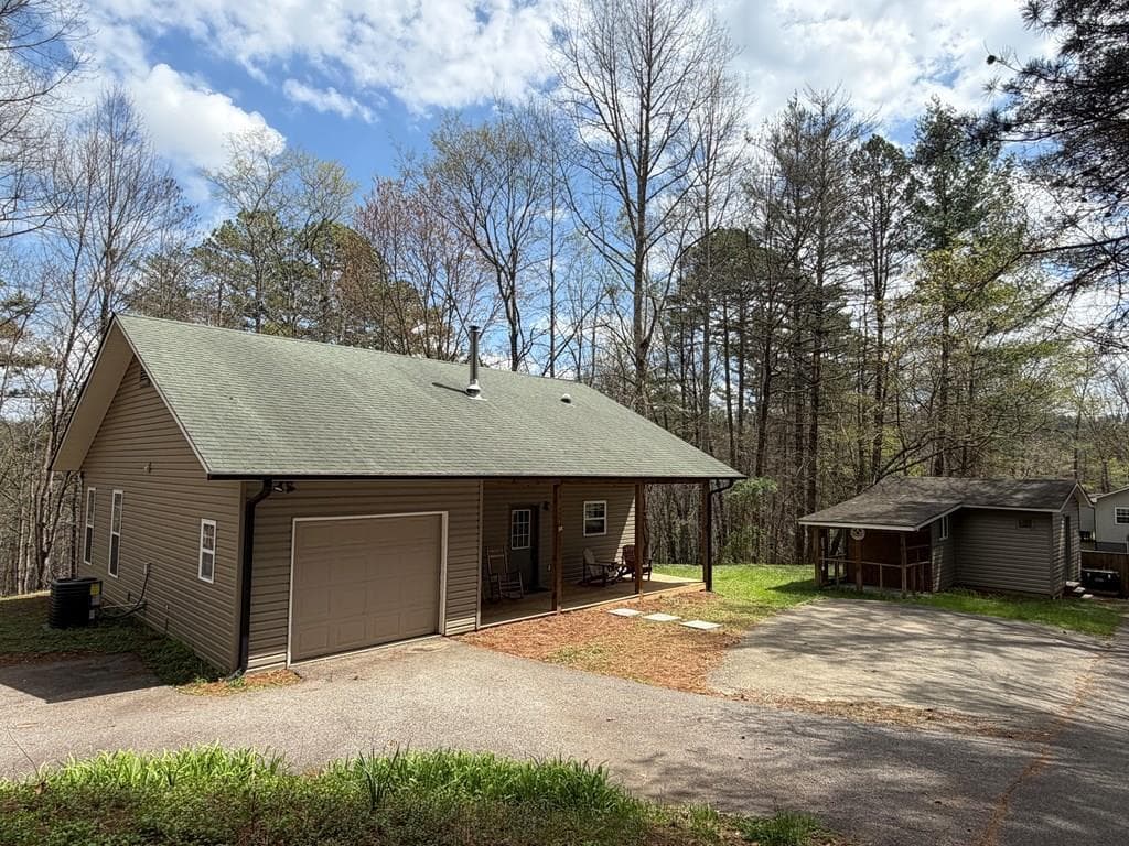 365 Ruby Lane, Mineral Bluff GA 30559 - Primary photo