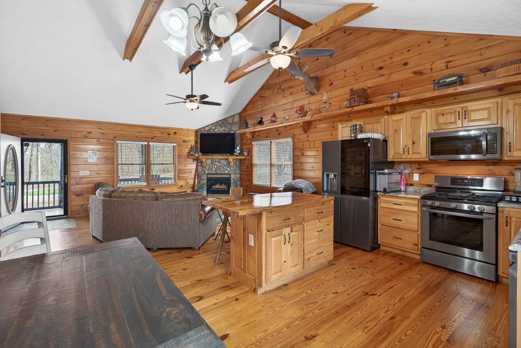 750 S Lemmon Lane, Ellijay GA 30540 - Photo