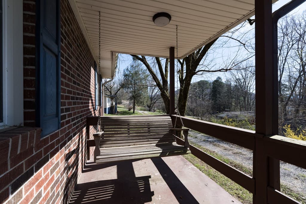 321 Kimsey Street, Blairsville GA 30512 - Photo