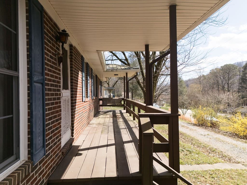 321 Kimsey Street, Blairsville GA 30512 - Photo