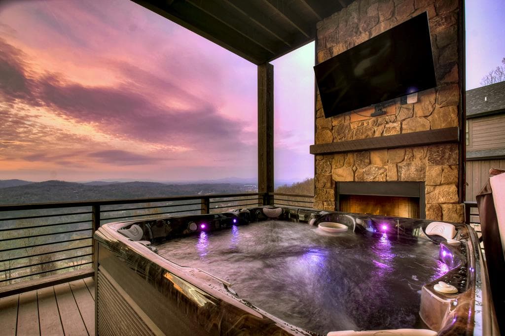 472 Overlook Drive, Blue Ridge GA 30513 - Photo