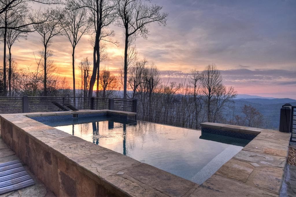 472 Overlook Drive, Blue Ridge GA 30513 - Photo