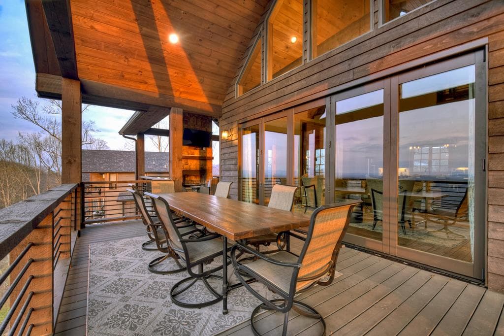 472 Overlook Drive, Blue Ridge GA 30513 - Photo