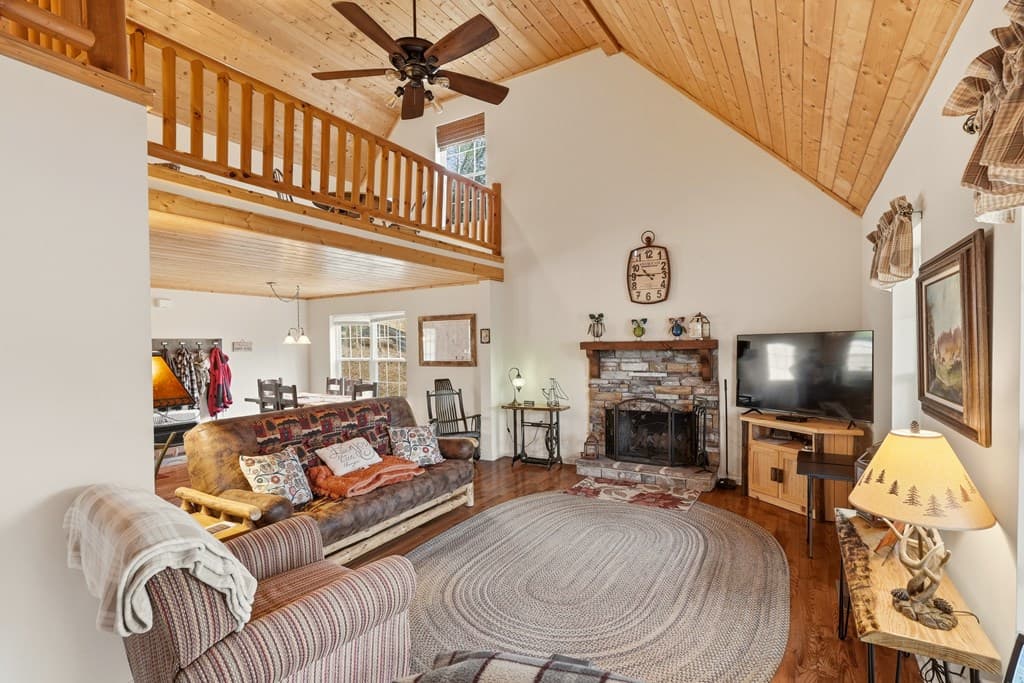 1914 Creekstone Lane, Young Harris GA 30582 - Photo