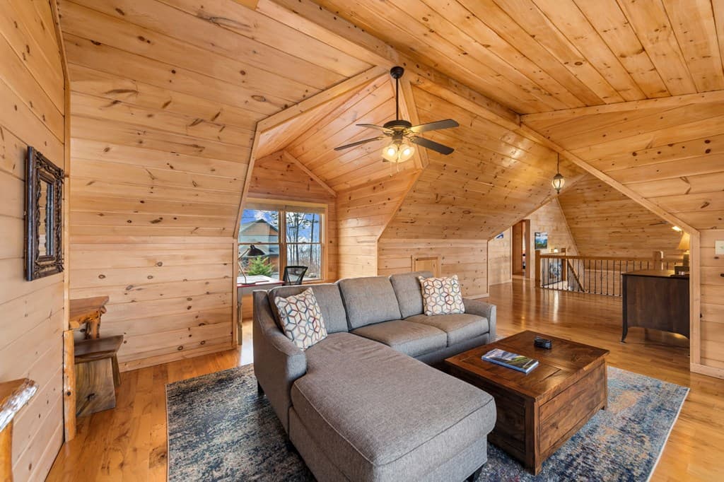 176 Katahdin Drive, Mineral Bluff GA 30559 - Photo