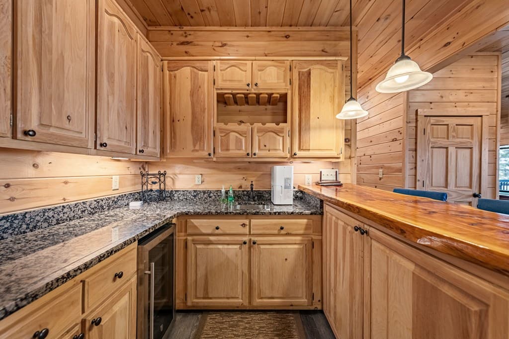 176 Katahdin Drive, Mineral Bluff GA 30559 - Photo