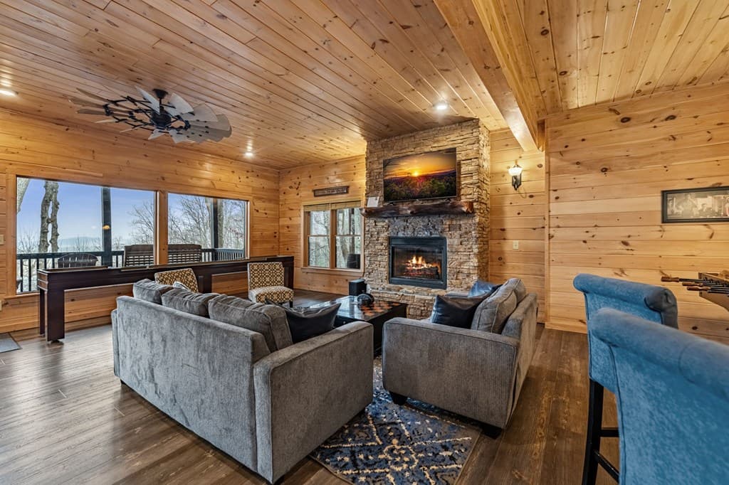 176 Katahdin Drive, Mineral Bluff GA 30559 - Photo