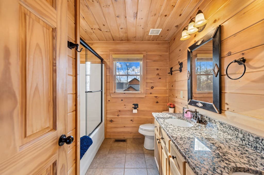176 Katahdin Drive, Mineral Bluff GA 30559 - Photo