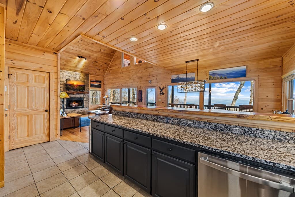 176 Katahdin Drive, Mineral Bluff GA 30559 - Photo