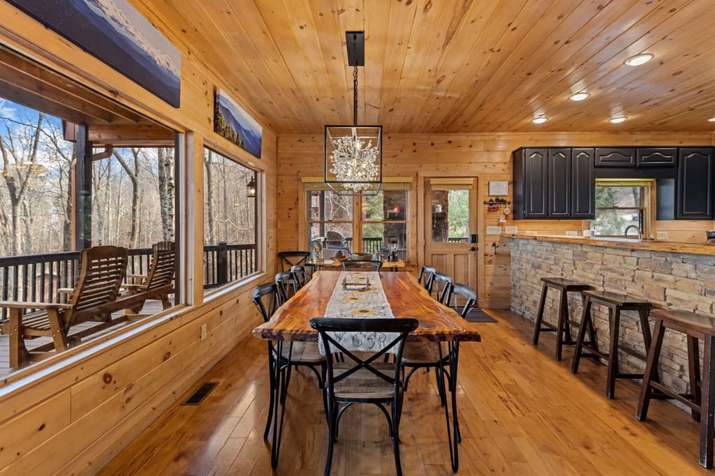 176 Katahdin Drive, Mineral Bluff GA 30559 - Photo