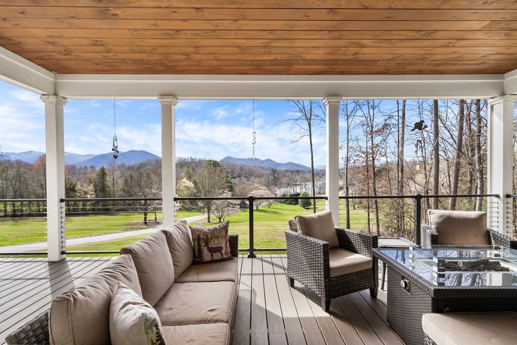 193 Mountain Harbour Drive, Hayesville NC 28904 - Photo