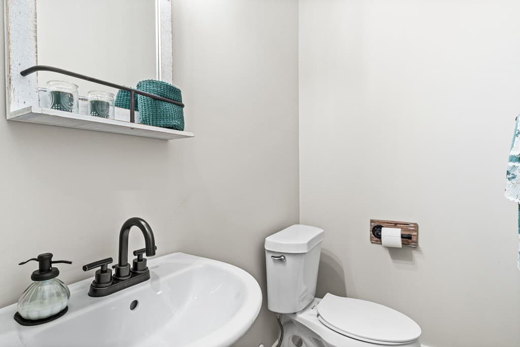 193 Mountain Harbour Drive, Hayesville NC 28904 - Photo